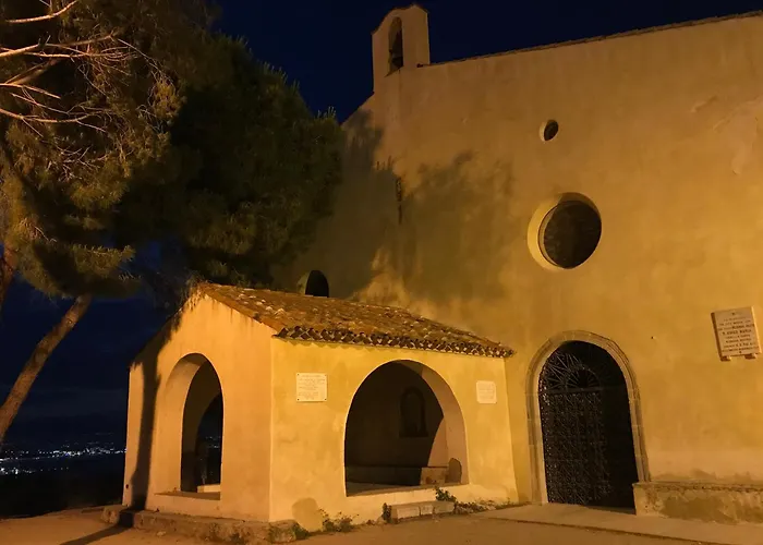 Vue Juan Les Pins アパート